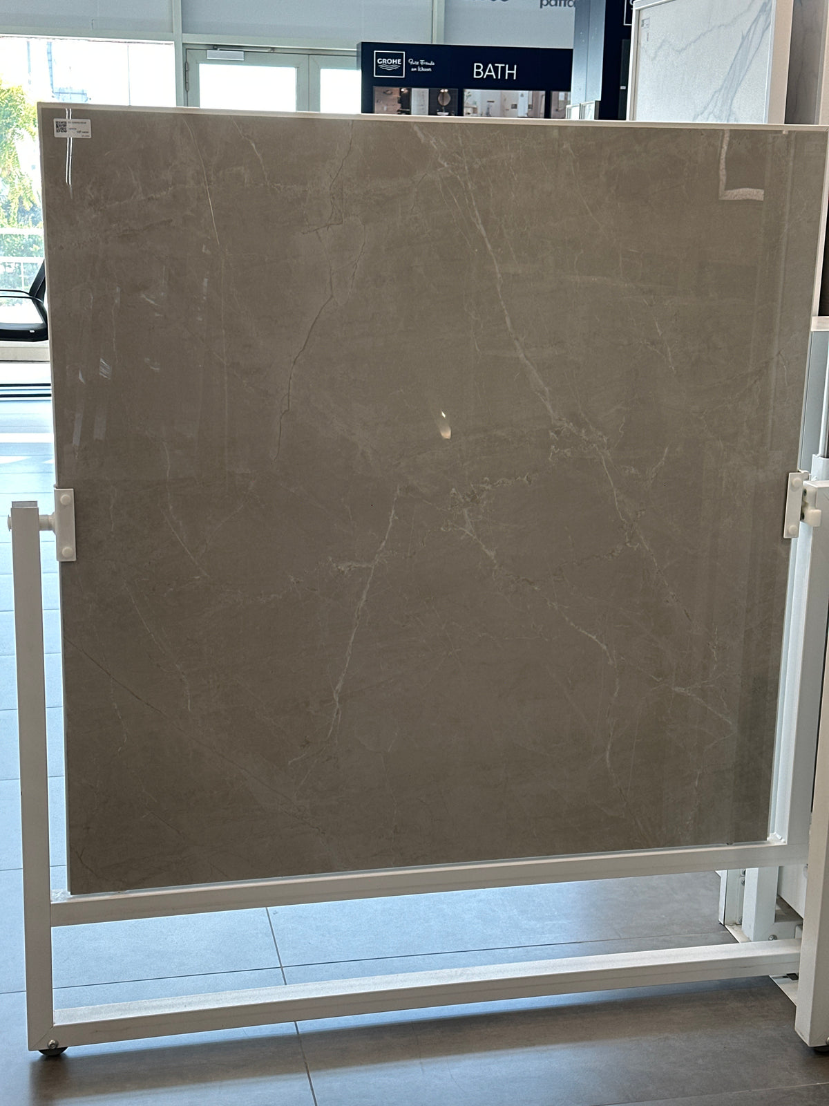 P.E. PUL TUNDRA CREAM RECT. PORCELAIN 119X119CM - KTL - 105 M2
