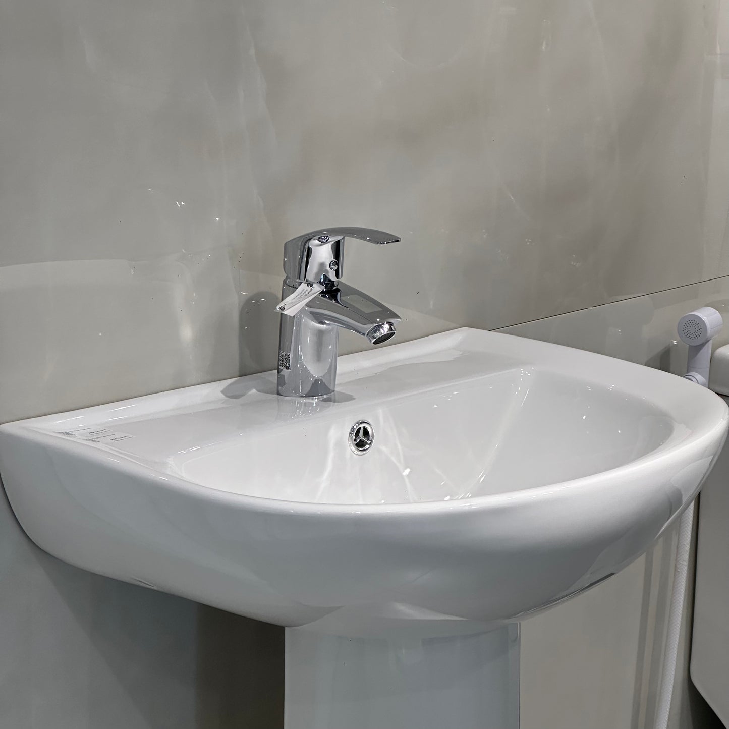 EUROKING BASIN MIXER WITH BRASS POP UP WASTE SET - 1 PCS