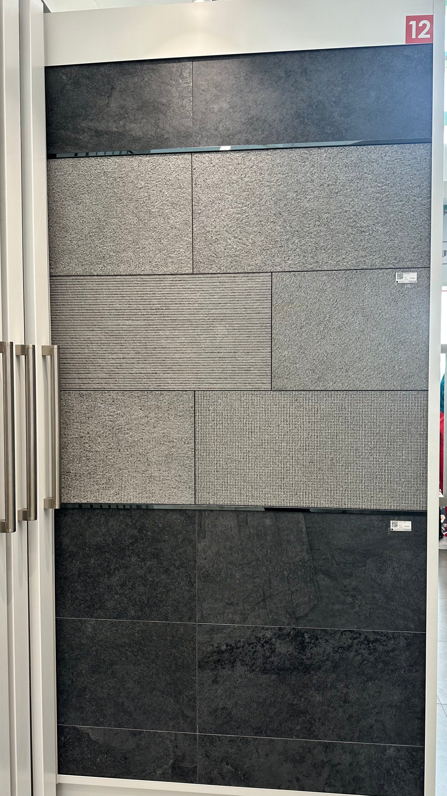HSC 05 GRIP HARD PORCELAIN 30X60 CM DELCONCA ITALY - 98 M2