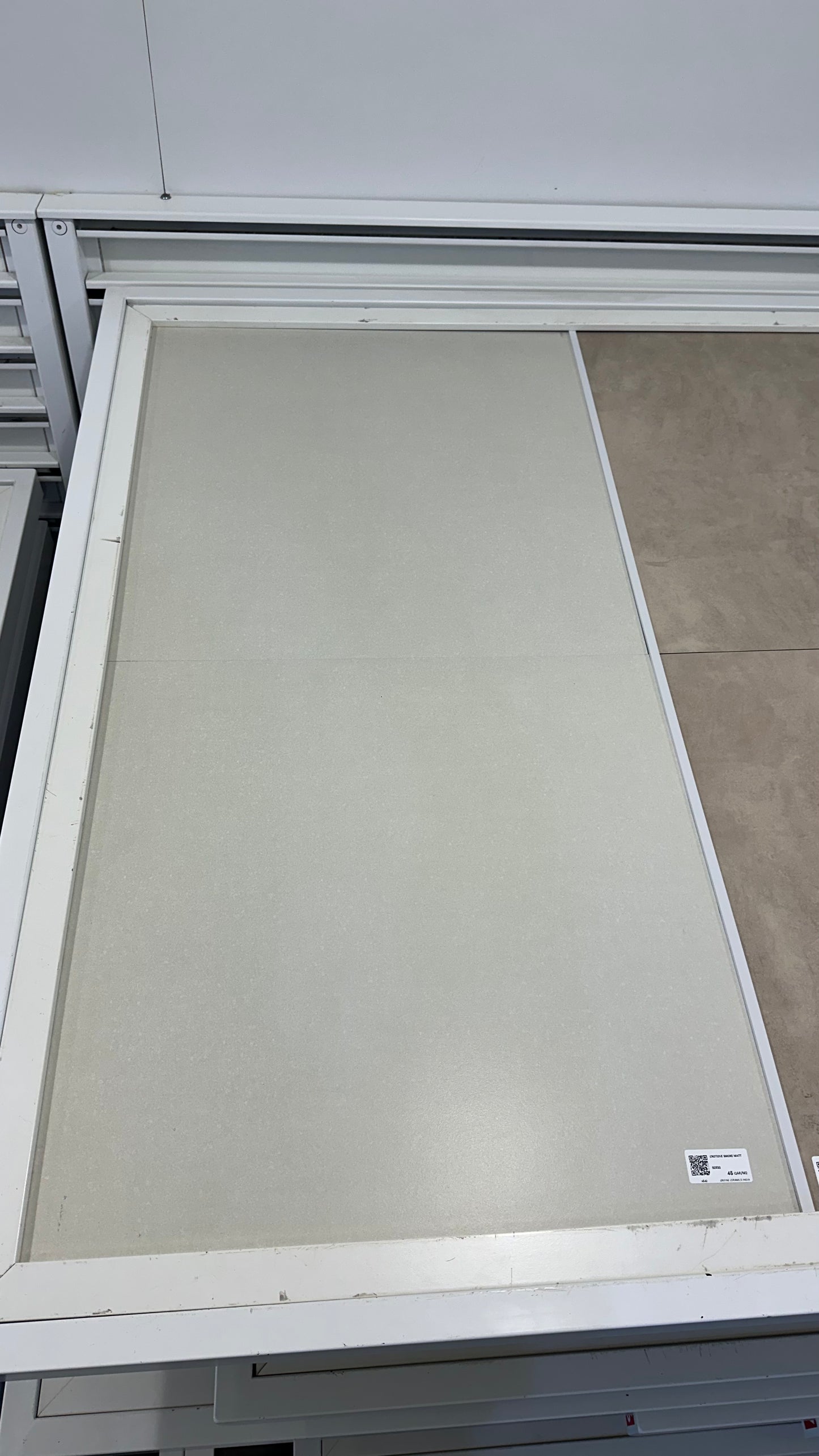 CROTONE SMOKE MATT RECTIFIED 60X60CM - GRIFINE CERAMICS - 0 M2