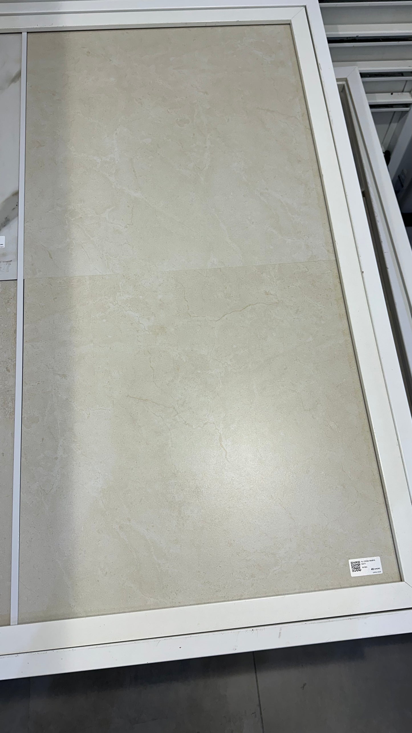 ISL CREMA MARFIL MATT 60X60CM - ISPIRA - 2 M2