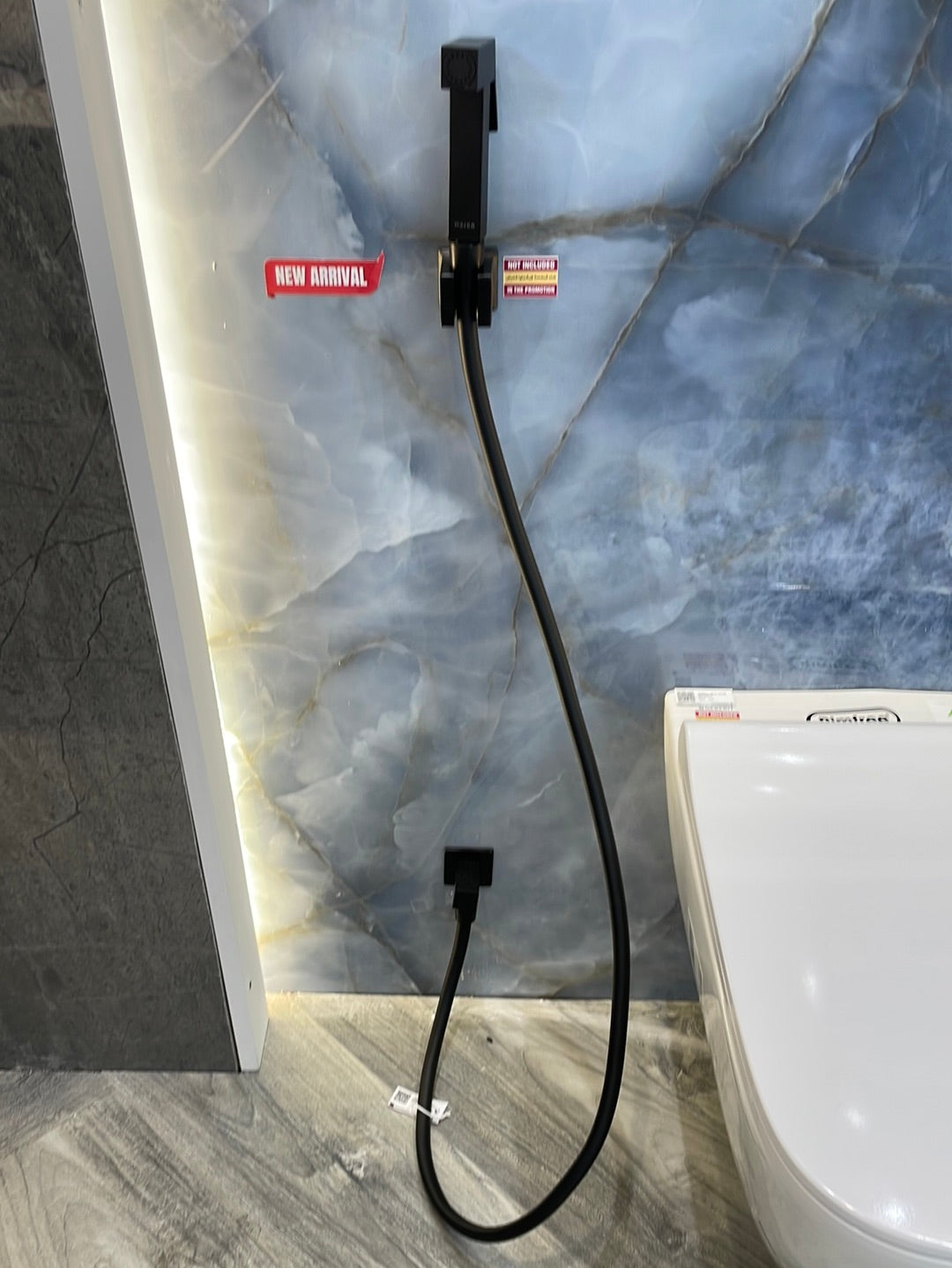 21900NG COMPLEMENTS SQUARE SHUT-OFF HAND SHOWER SET,EPDM FLEXIBLE HOSE,ANGLE VALVE - MAIER - 2 SET