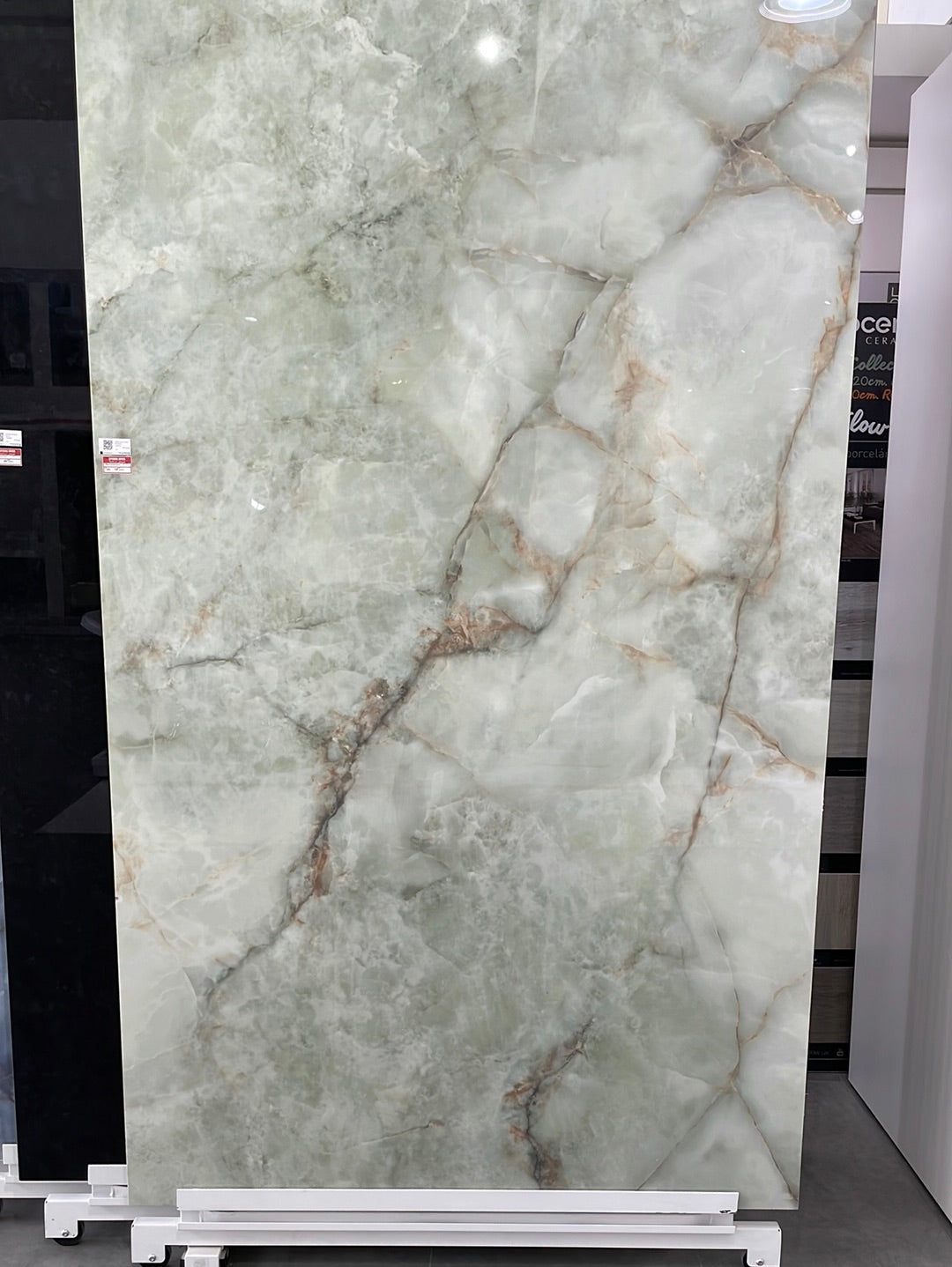 GREEN ONYX-ISPIRA POLISHED PORCELAIN 119.8X239.8CM - NEXION - 0 M2