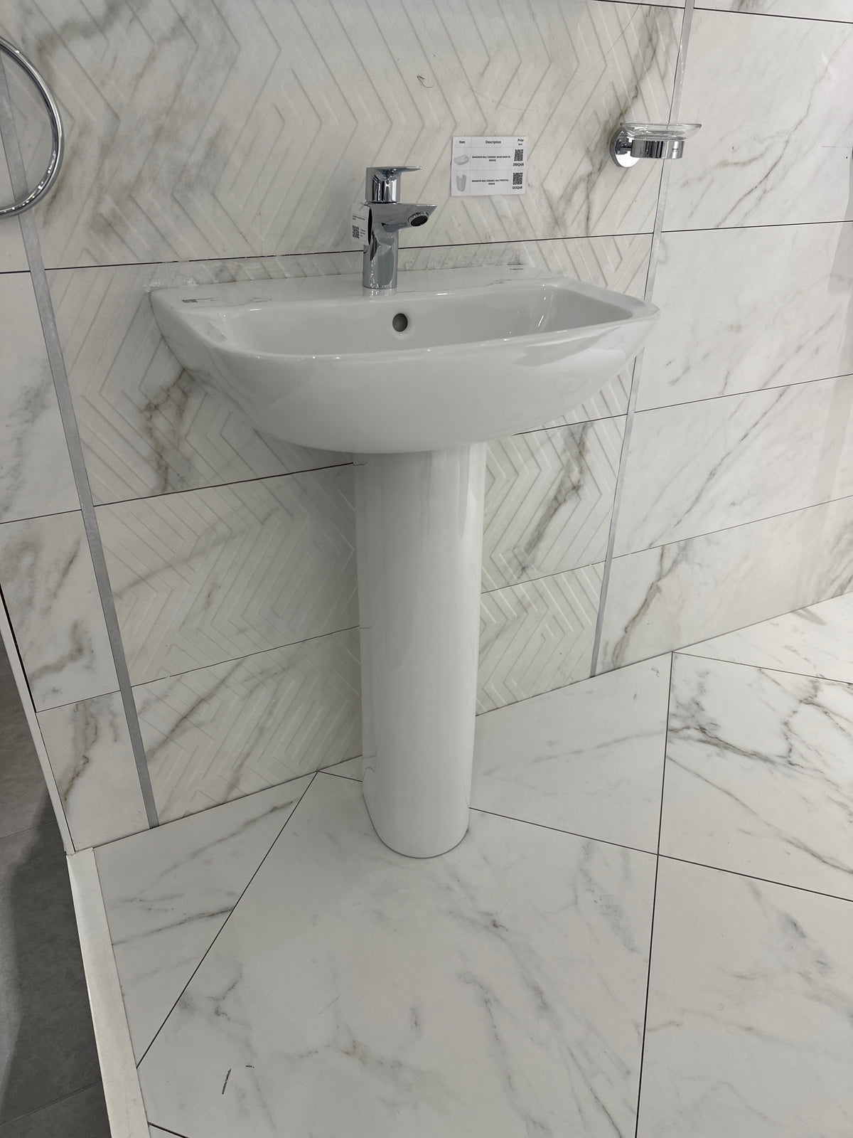39425000 BAU CERAMIC FULL PEDESTAL - GROHE - 110 PCS