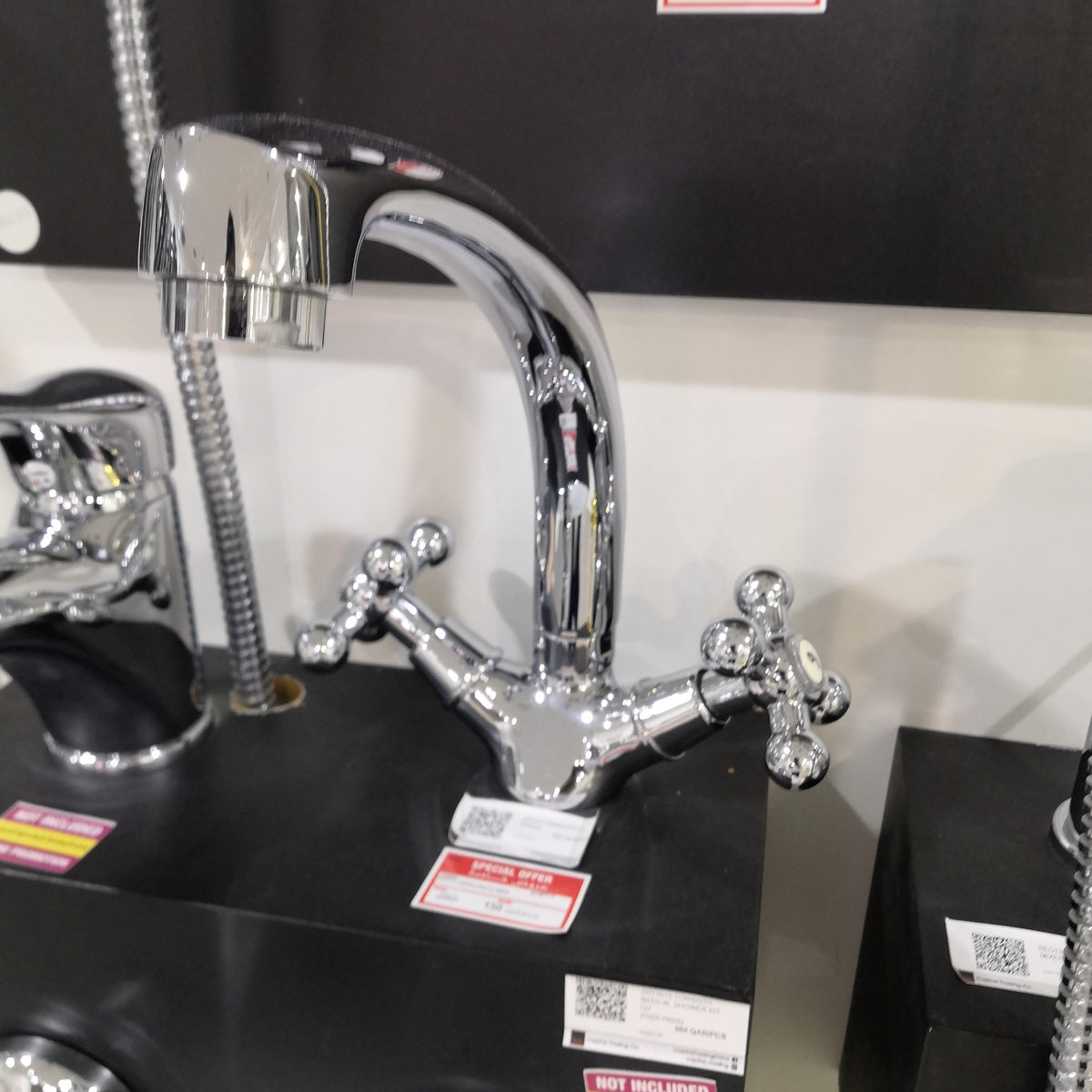 ART377 (04543-002-C) SINGLE LEVER SINK MIXER BRIXIA COMETA ENTERPRISE ITALY - -1 PCS