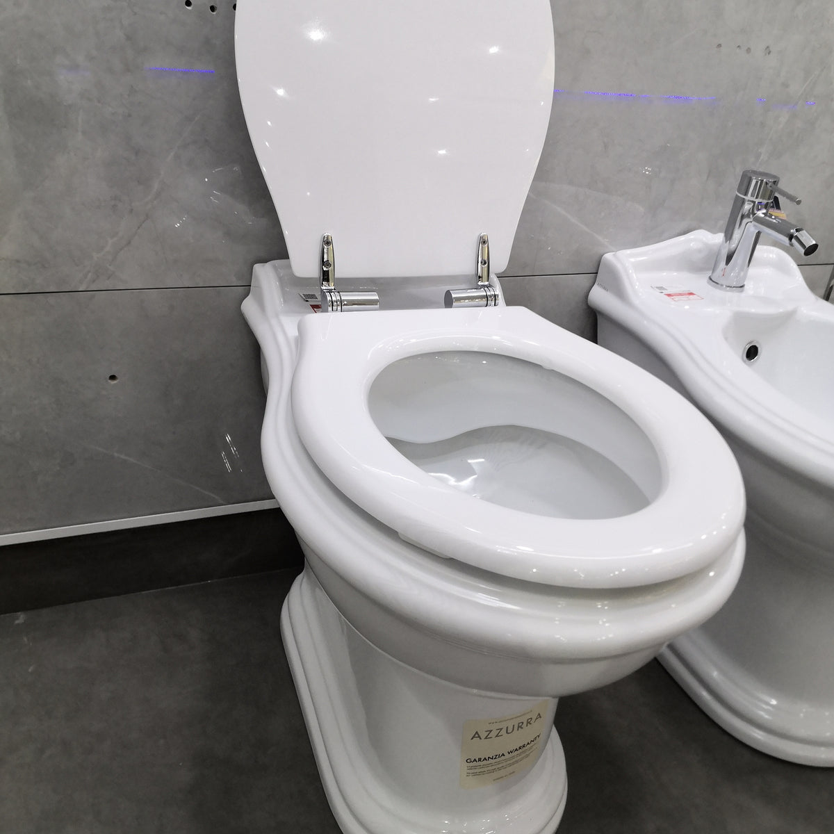 JUB100B1/P VASO JUBILAEUM WHITE WALL HUNG WC WITH WALL TRAP AZZURRA ITALY - 8 PCS