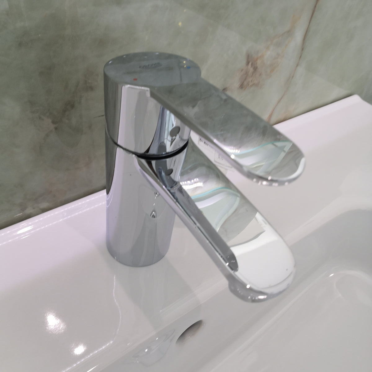 33552002 EUROSTYLE COSMOPOLITAN SINGLE LEVER BASIN MIXER GROHE - 1 PCS
