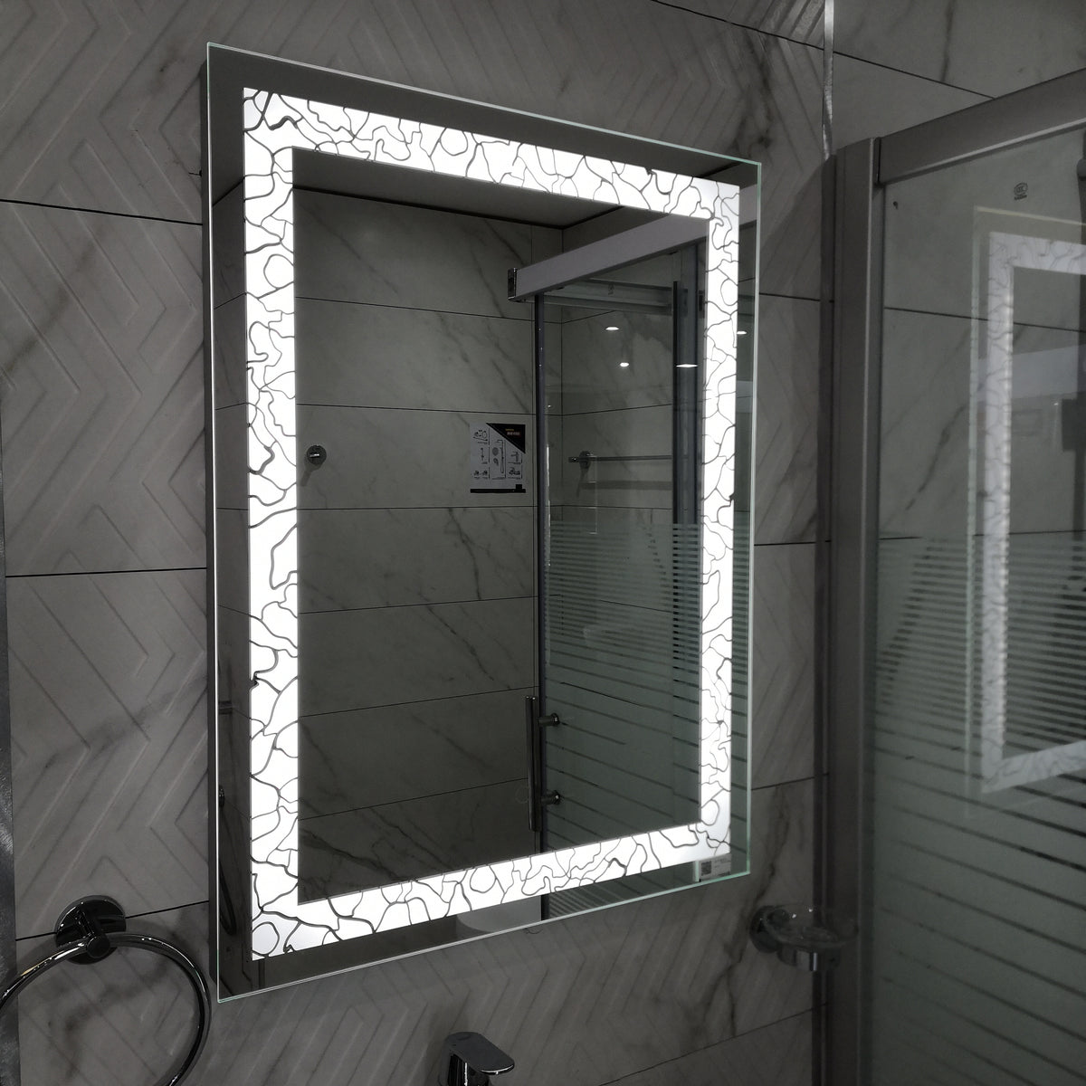 LA04 LED MIRROR 60X80 CM - WONDERFUL HK - 0 PCS