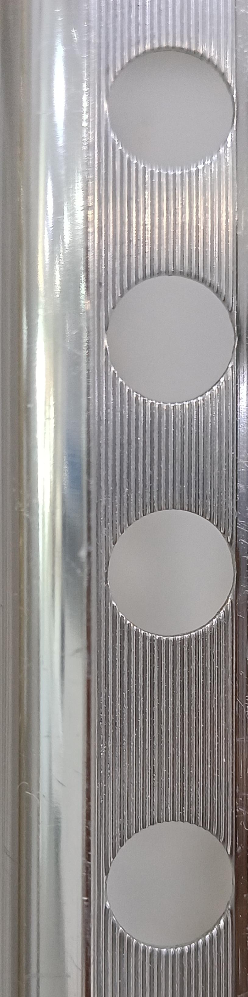 0A105PB TILE TRIM ALUM PROF 10.5MM POLISHED SILVER 2.6M (PERFIL ALUMINIO PLATA BRILLO) EMBEPLAST - 314 PCS