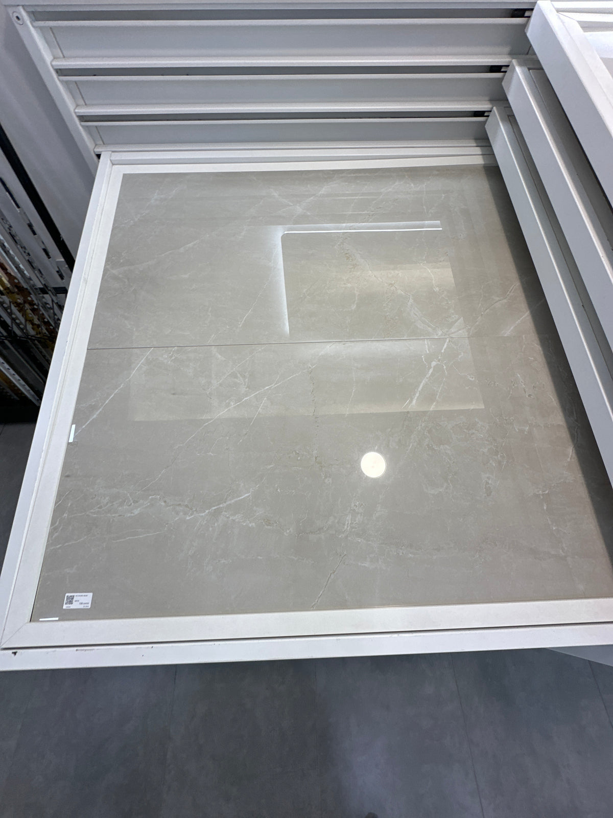 P.E. PUL TUNDRA CREAM RECT. PORCELAIN 60X120CM - KTL - 471 M2