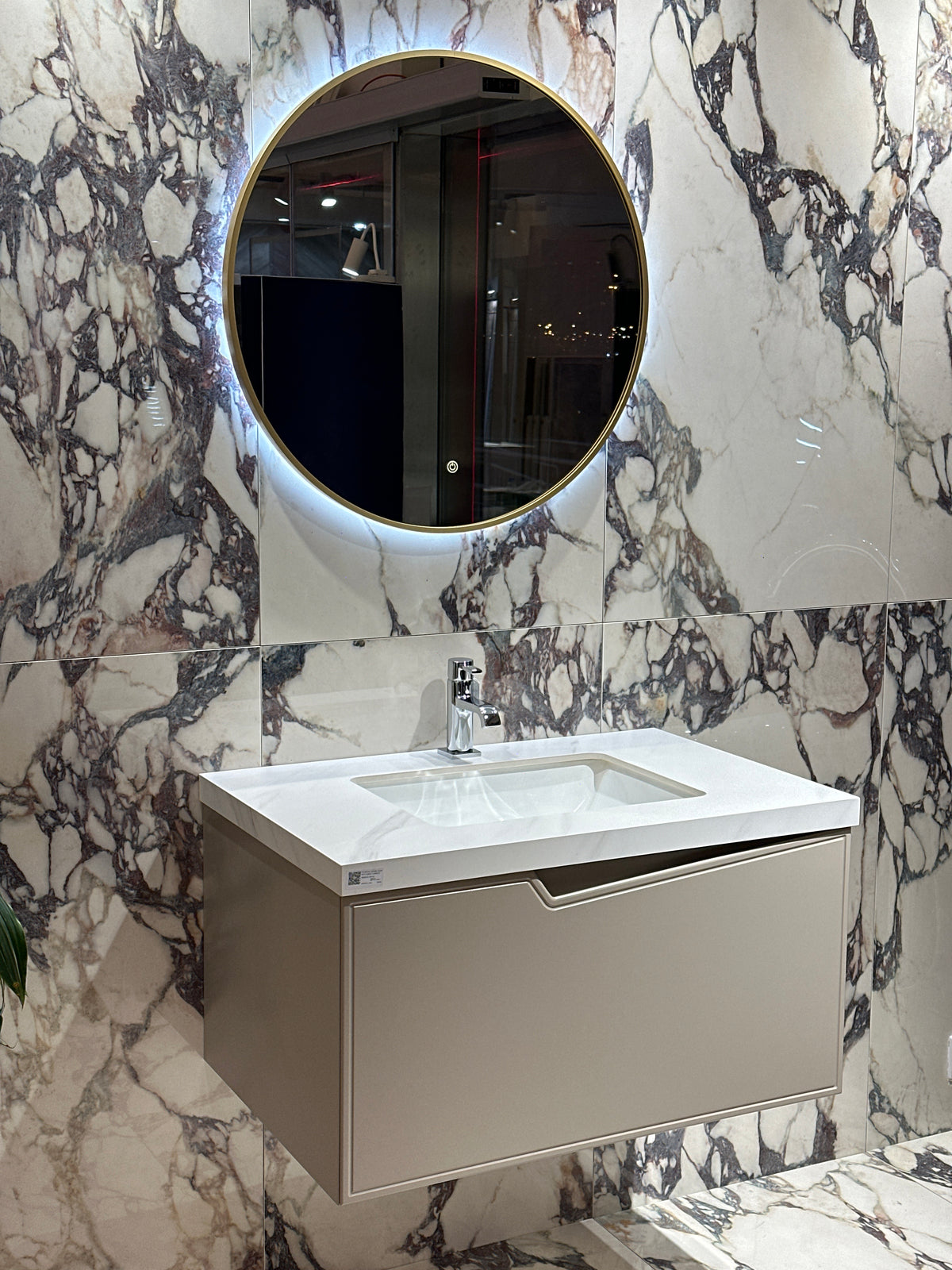 YB-2023-042 CERAMIC BASIN WITH CABINET(800X525MM) & MIRROR(700X700MM) - WONDERFUL HK - 0 SET
