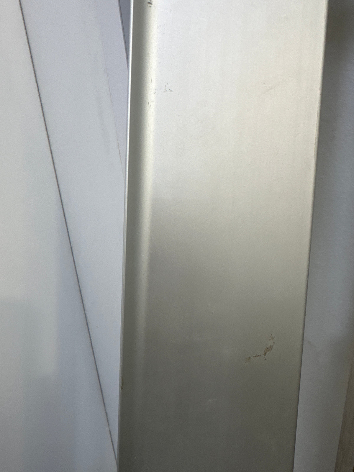 000R80P SKIRTING 80MM. SILVER - EMBEPLAST - 5 PCS