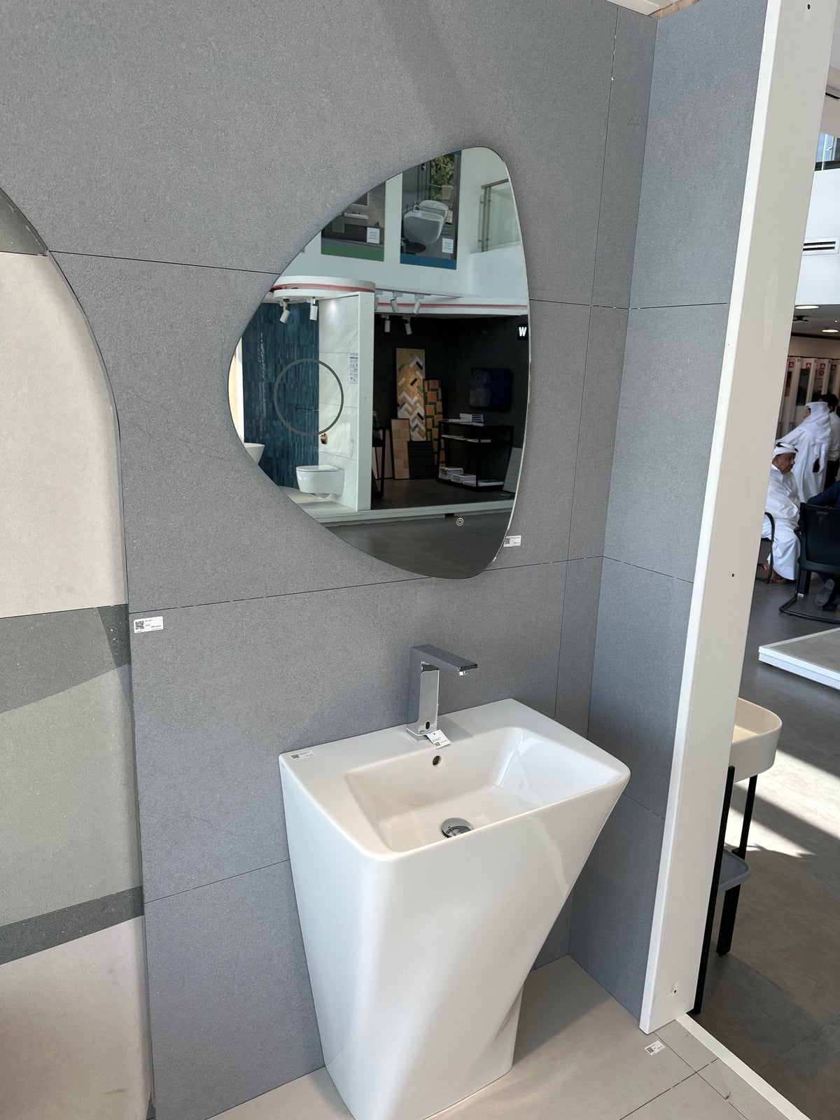 HBE 2 RETT PORCELAIN 60X120CM - DELCONCA ITALY - 76 M2