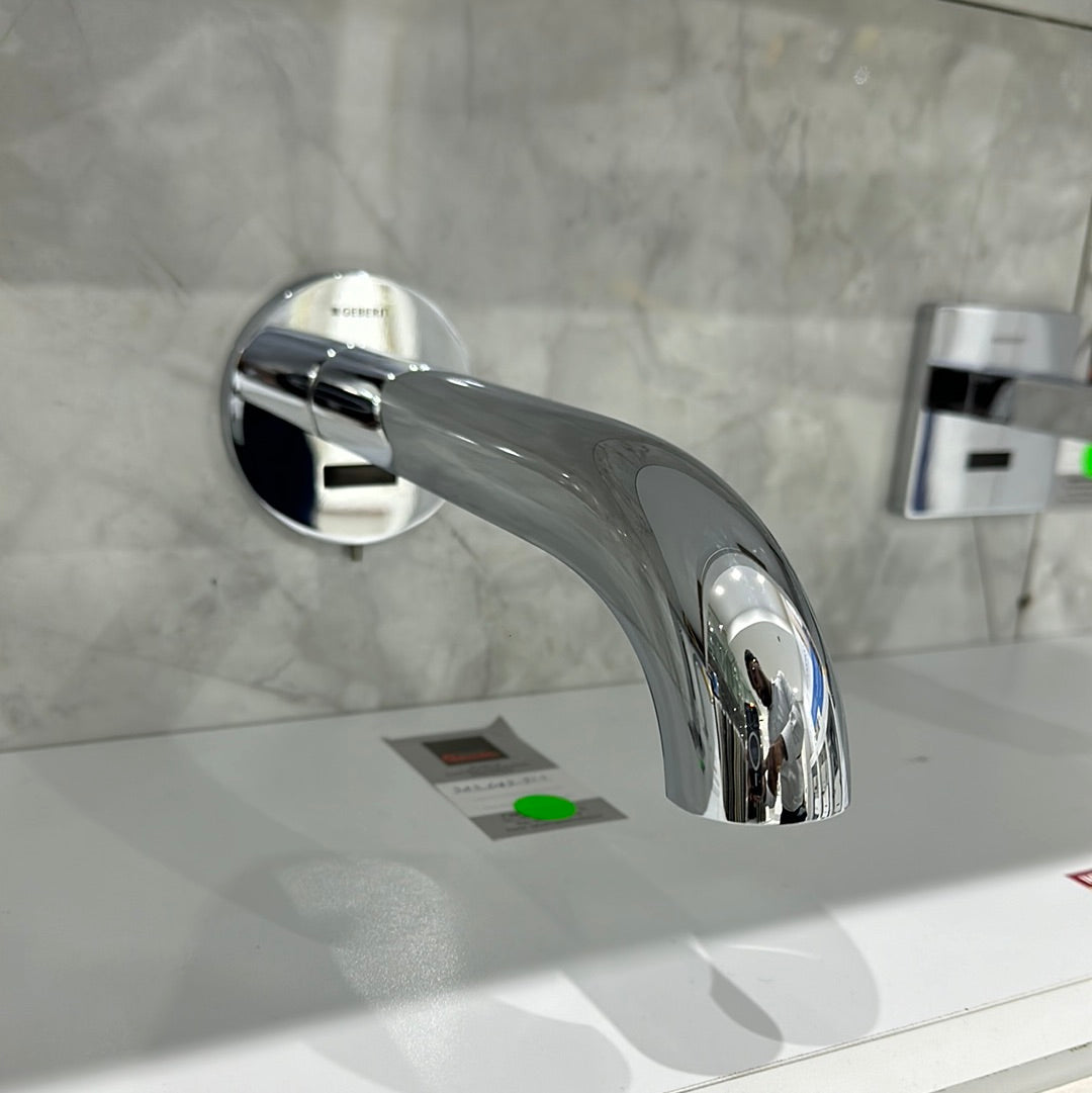 243.642.21.1 SHOWROOM MODEL  WASHBASIN TAP PIAVE  WALL-MOUNTED  LENGTH 22 CM BRIGHT CHROME GEBERIT - 10 PCS