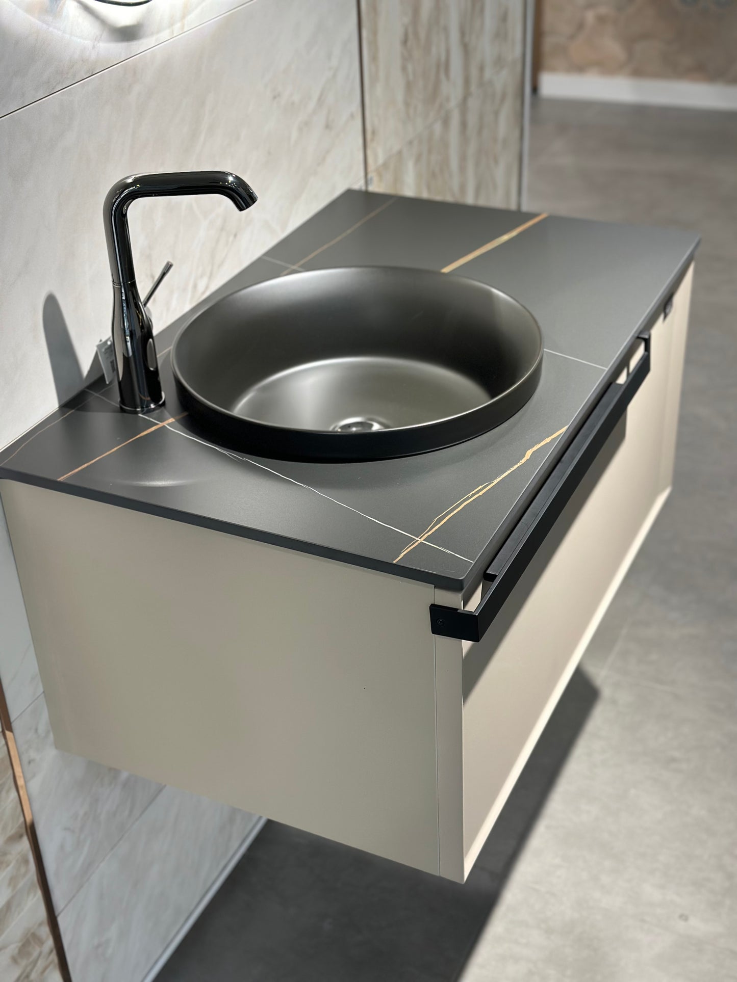 LC-800L CABINET FOR LC-800L-TM COUNTER TOP & LC-4040B BASIN WITH DR-700J LED MIRROR - QUEENSWOOD - 1 SET