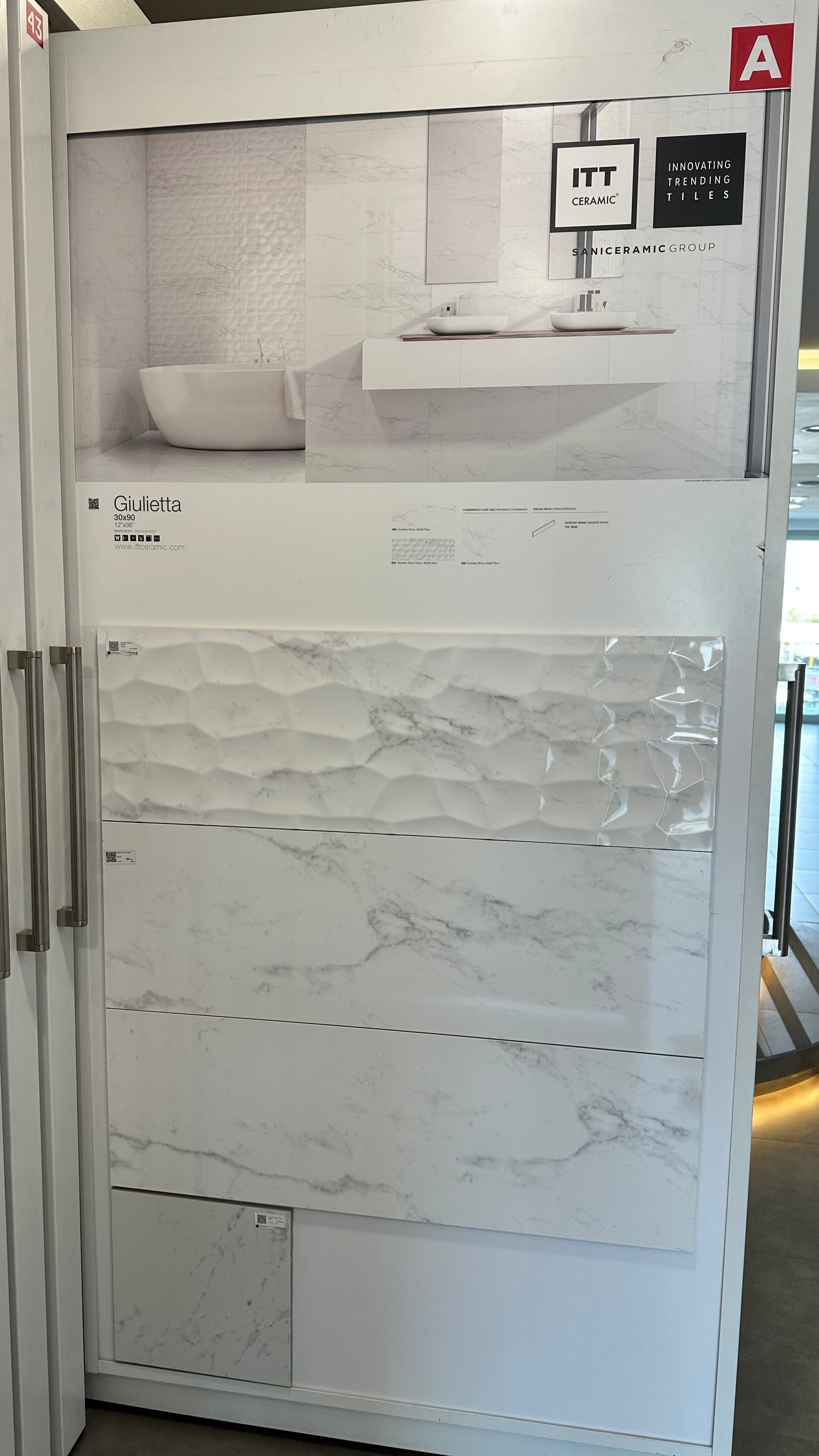 GIULIETTA SHINY DECOR RECT. 29.5X90 CM - ITT SPAIN - 152 M2