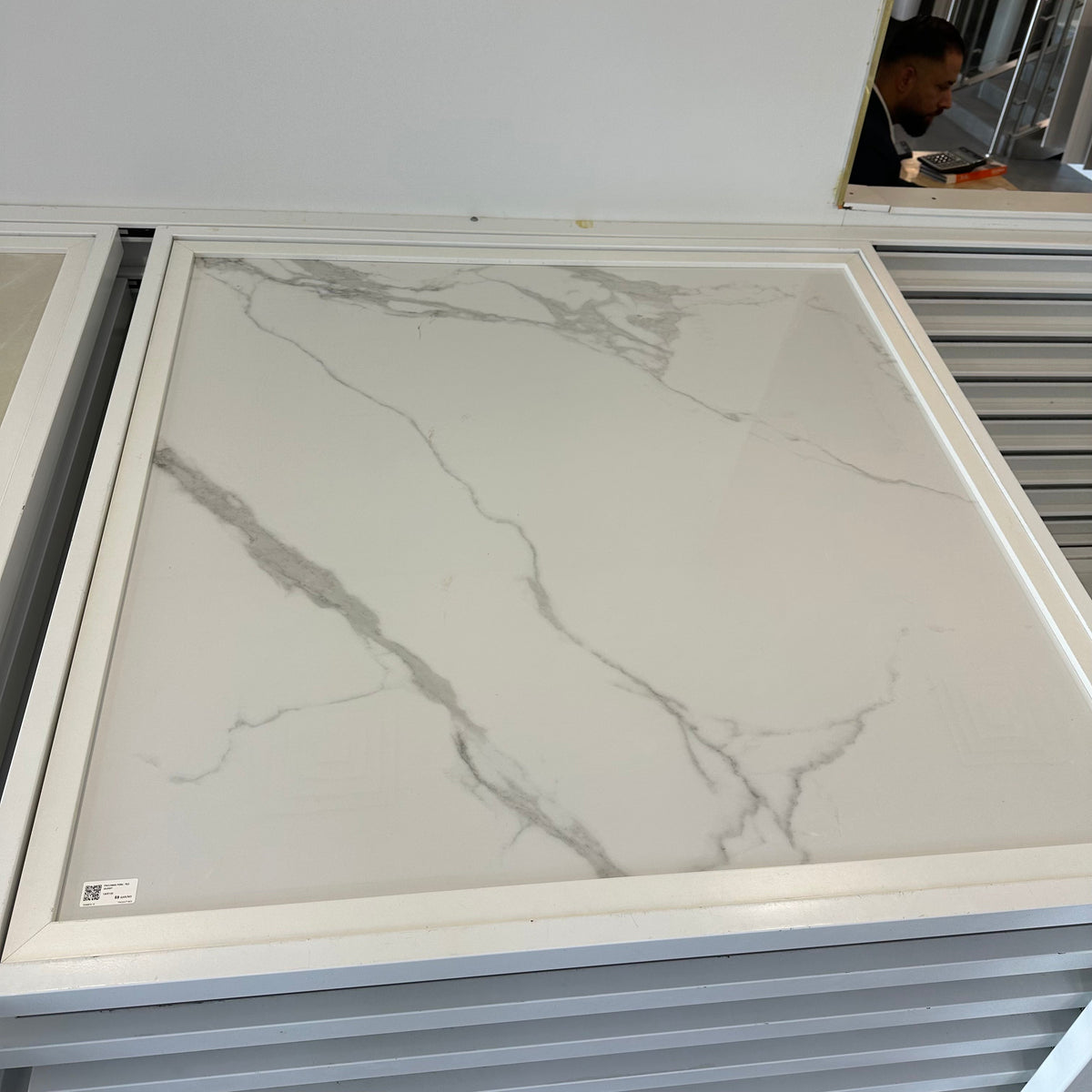 PW120001 PORCELAIN TILE GLOSSY 120X120CM - YAQOUT KSA - -174 M2