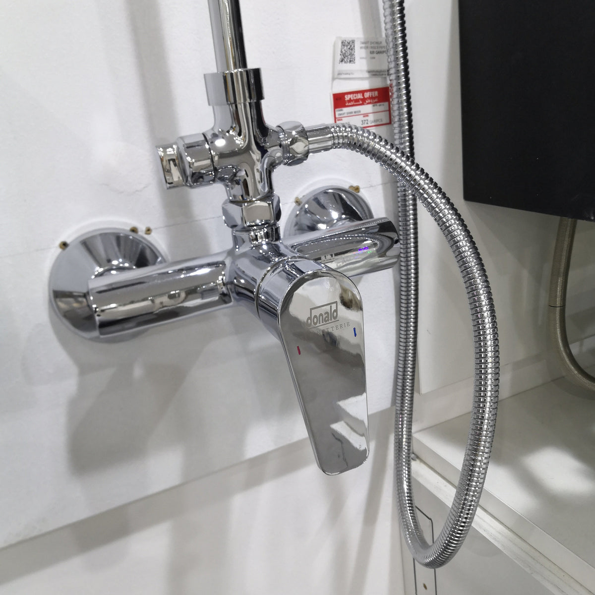 SMART SHOWER MIXER WITH, DIVERTOR, PIPE HOLDER, HAND SHOWER SET & 8X8 OVERHEAD SHOWER - 3 PCS