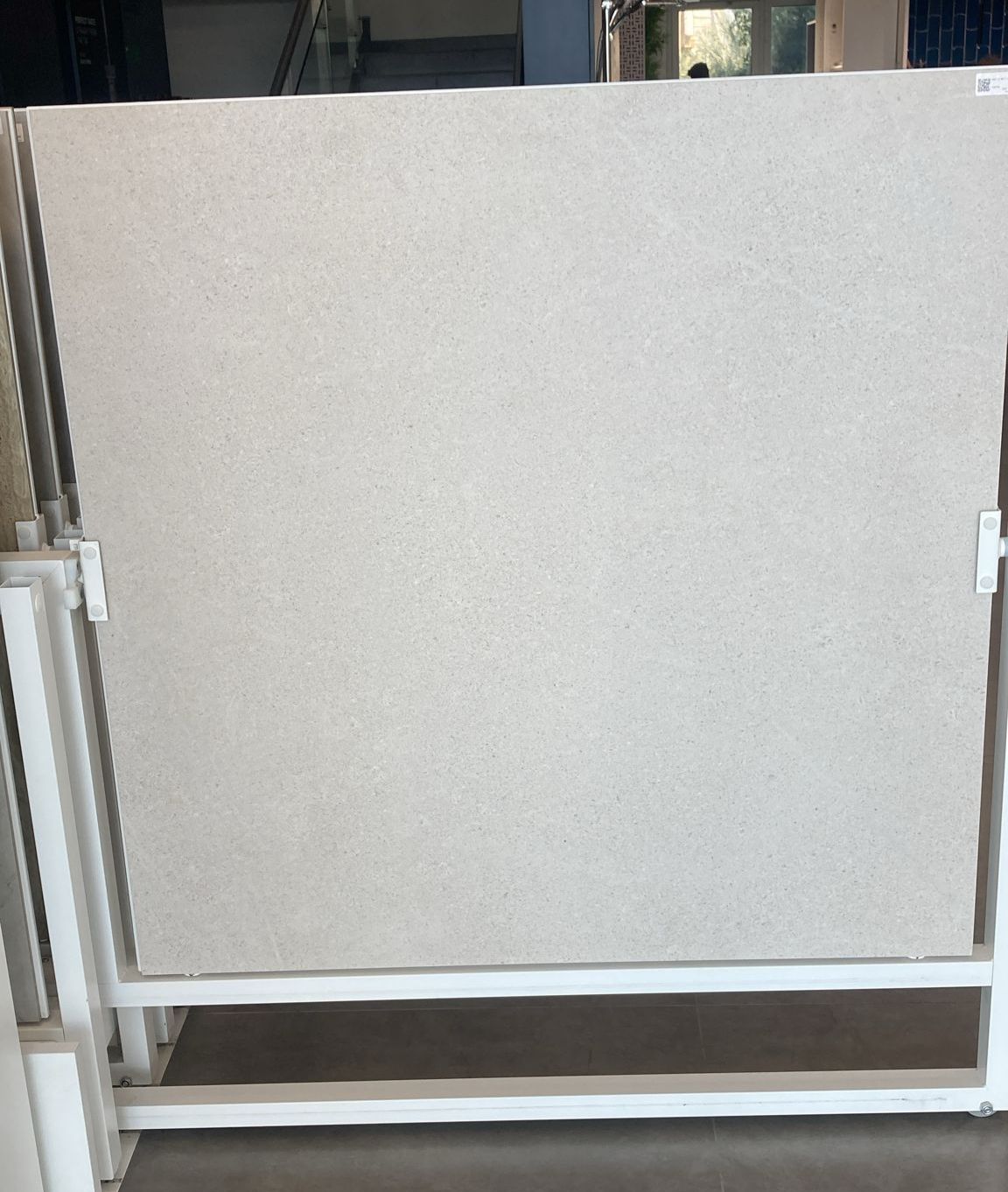 HSO 10 RETT PORCELAIN 120X120CM - DELCONCA - 626 M2
