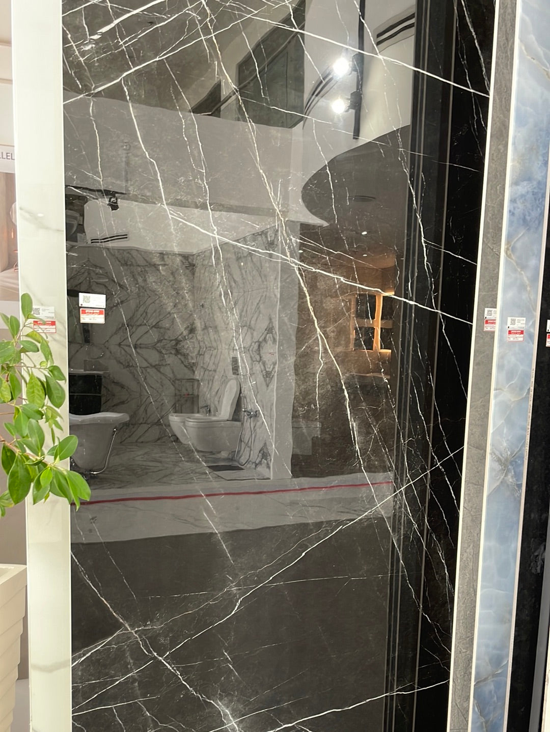 BLACK MARQUINA-ISPIRA POLISHED PORCELAIN 119.8X239.8CM - NEXION - 0 M2